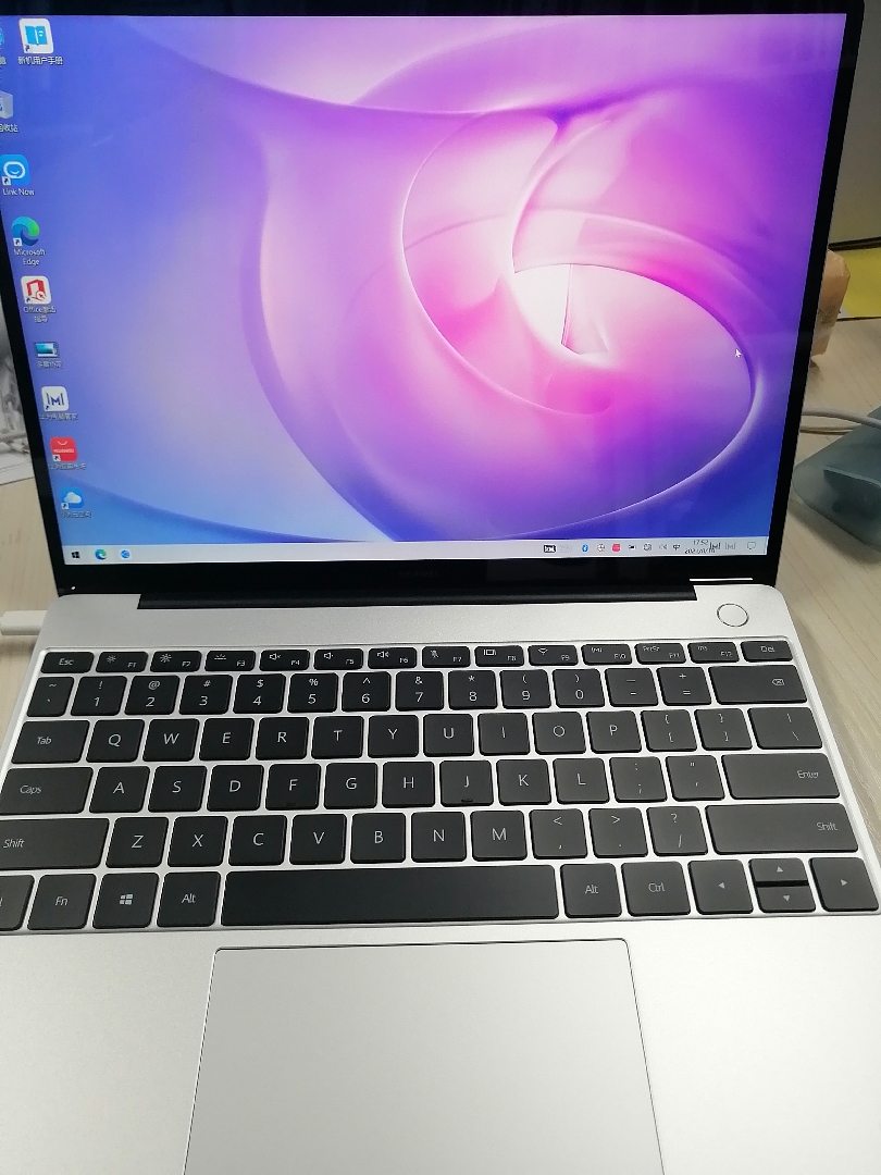 高性能 Huawei Matebook 13 Core i5 office HUAWEI MateBook 13 2020 - Ultra Laptop with 2K FullView Screen